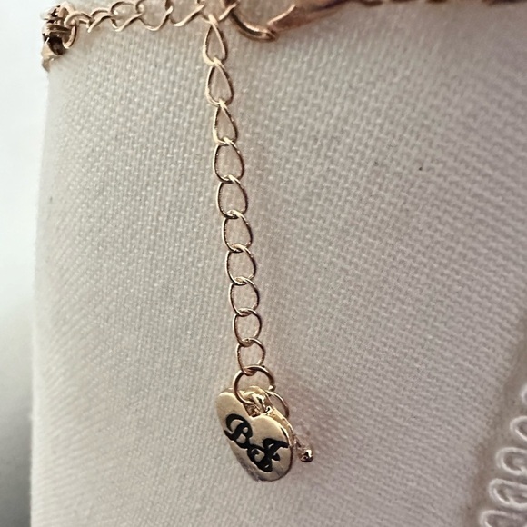 Betsey Johnson Illusions Layered Charm Necklace Gold Tone 5300 red Aug 28 - Picture 13 of 13